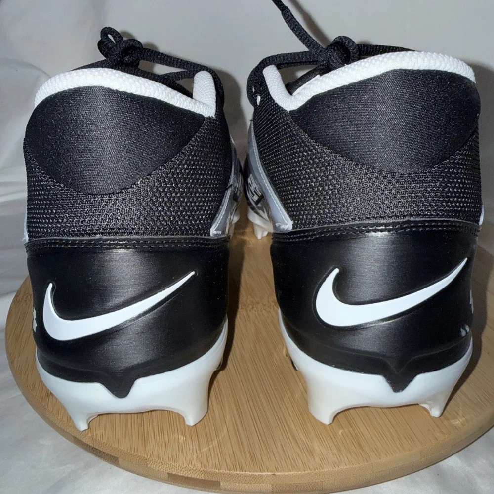 Nike Alpha Menace 4‎ Pro Football Cleats Black/White FZ7702-005 Men's Size 15